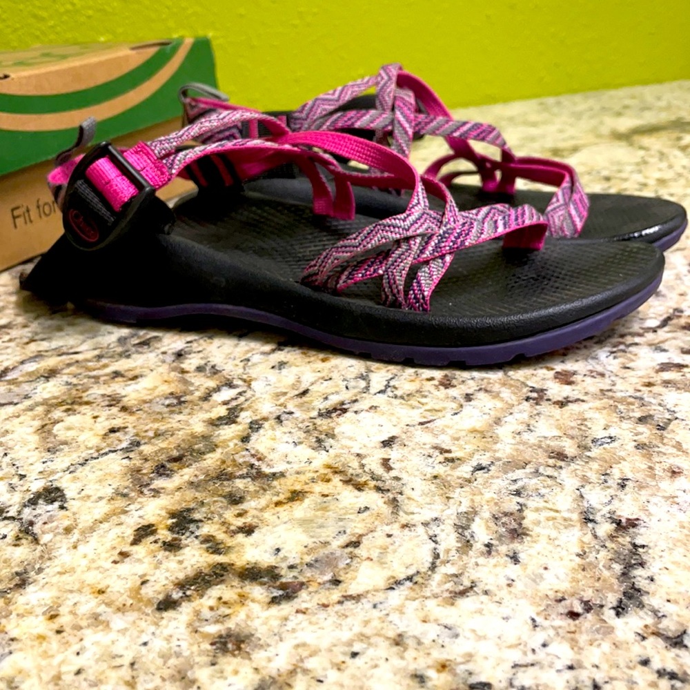 Chaco women sandals size 5
